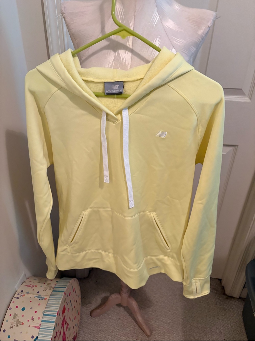 New Balance Women’s Yellow Pullover Hoodie new size M $89